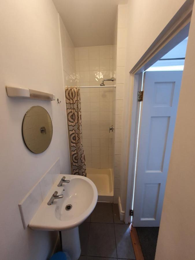 The Grapevine Hostel Дингл Экстерьер фото