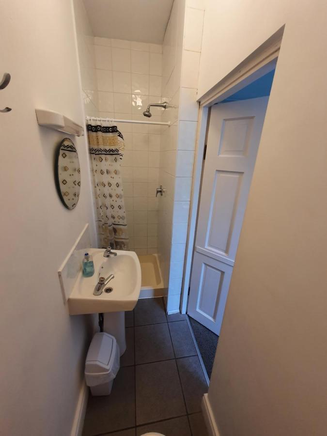 The Grapevine Hostel Дингл Экстерьер фото